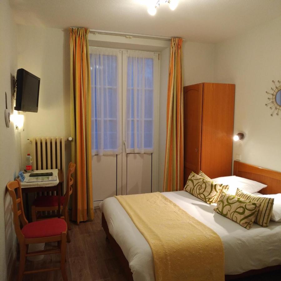 Logis Hotel Notre-Dame - Restaurant Ouvert Midi Et Soir Sauf Dimanche Soir Danne-et-Quatre-Vents المظهر الخارجي الصورة